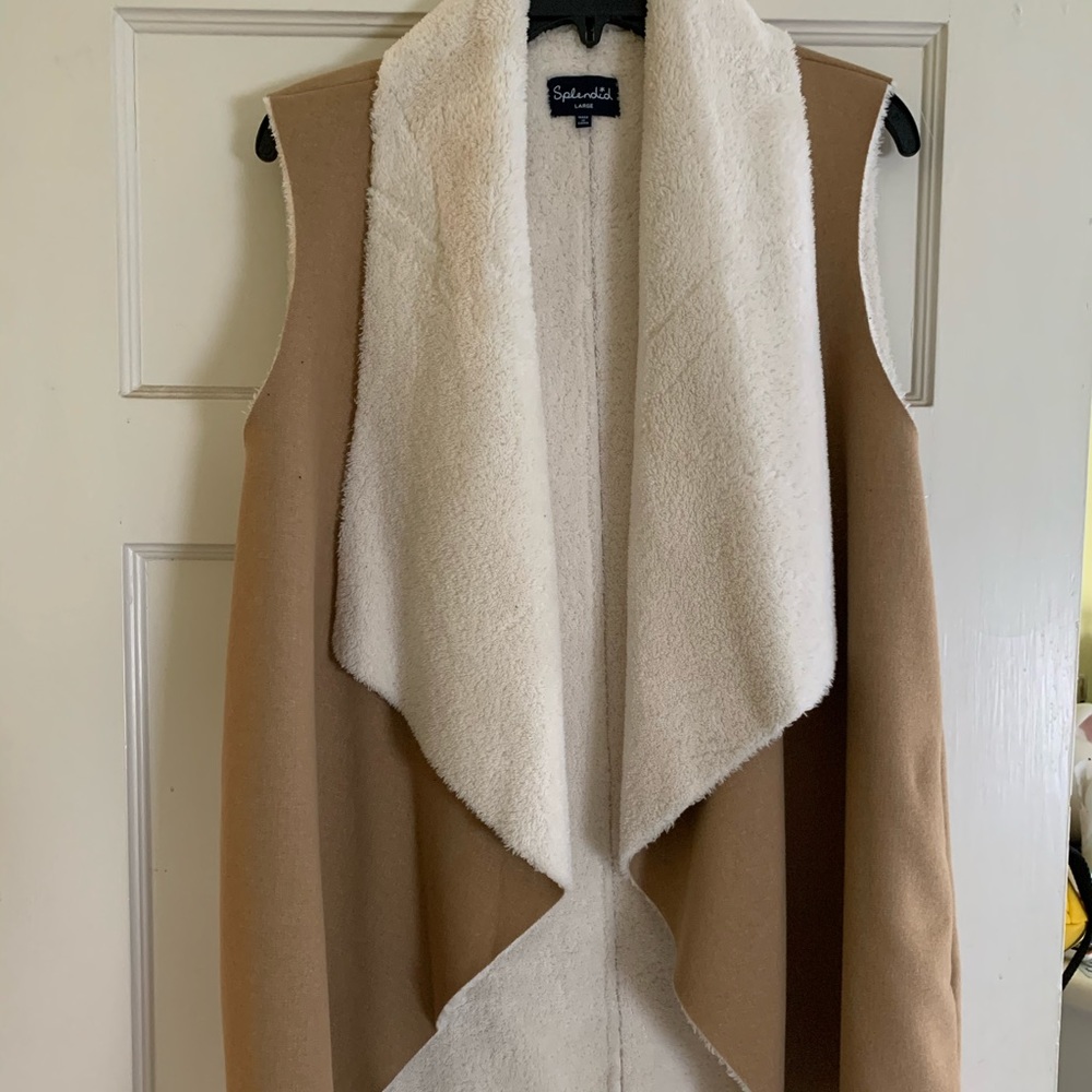 Waterfall vest with faux fur lining